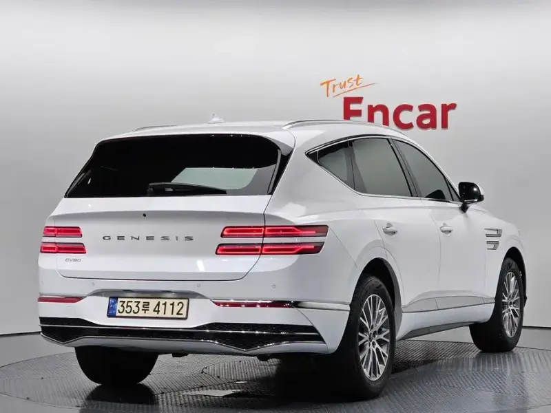 2023 Genesis GV80 с пробегом 50 928 км