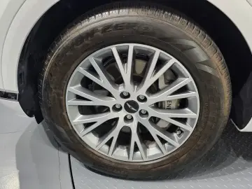 2023 Genesis GV80 с пробегом 50 928 км
