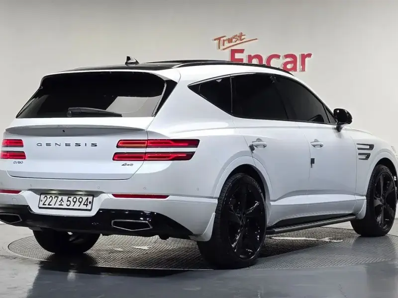 2023 Genesis GV80 с пробегом 59 989 км