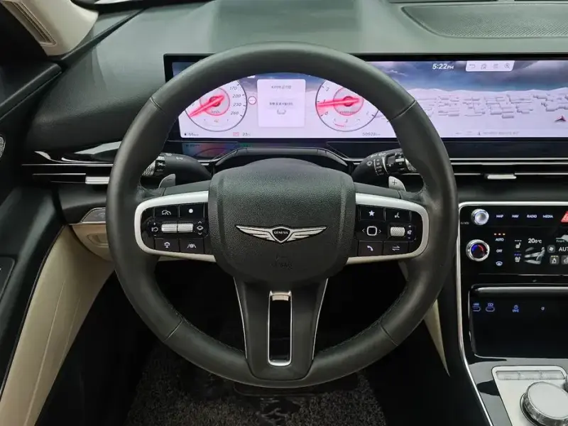 2023 Genesis GV80 с пробегом 50 928 км