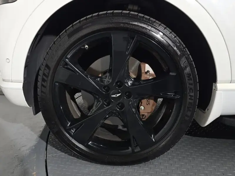 2023 Genesis GV80 с пробегом 59 989 км