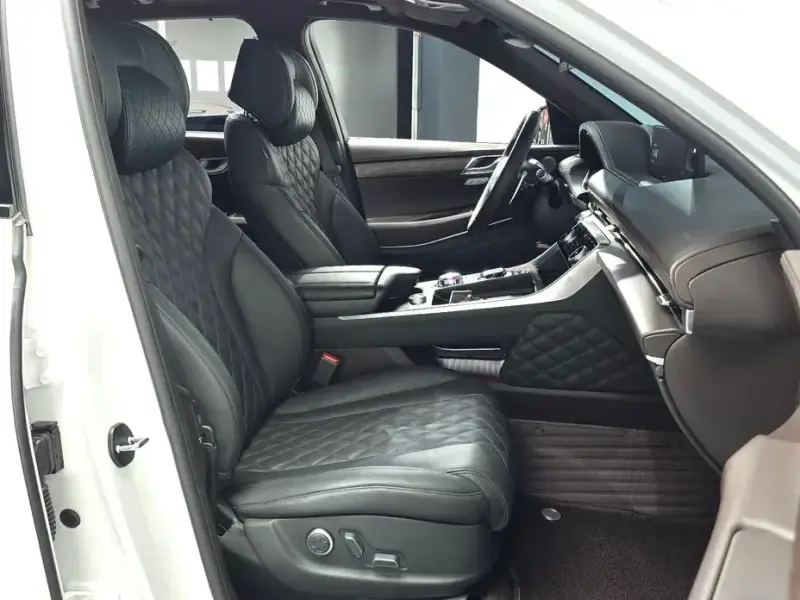 2023 Genesis GV80 с пробегом 59 989 км