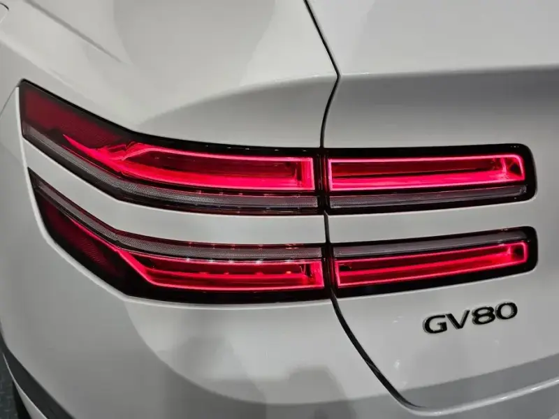 2023 Genesis GV80 с пробегом 50 928 км