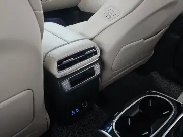 2023 Genesis GV80 с пробегом 50 928 км