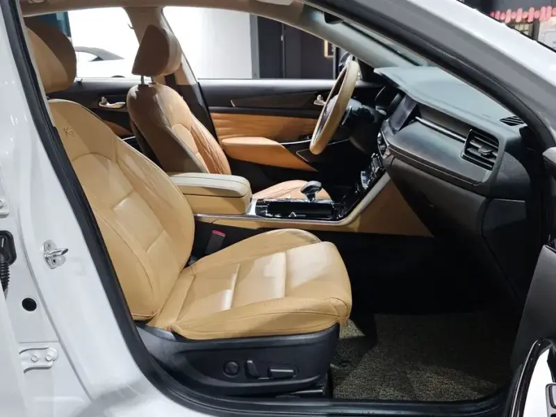 2020 Kia K7 с пробегом 88 621 км