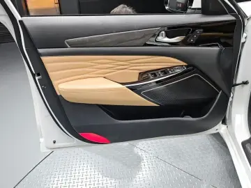2020 Kia K7 с пробегом 88 621 км