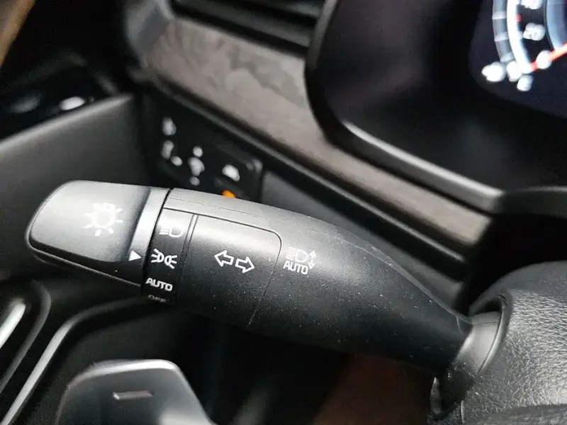 2020 Kia K7 с пробегом 88 621 км