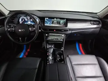 2019 Kia K7 с пробегом 72 319 км