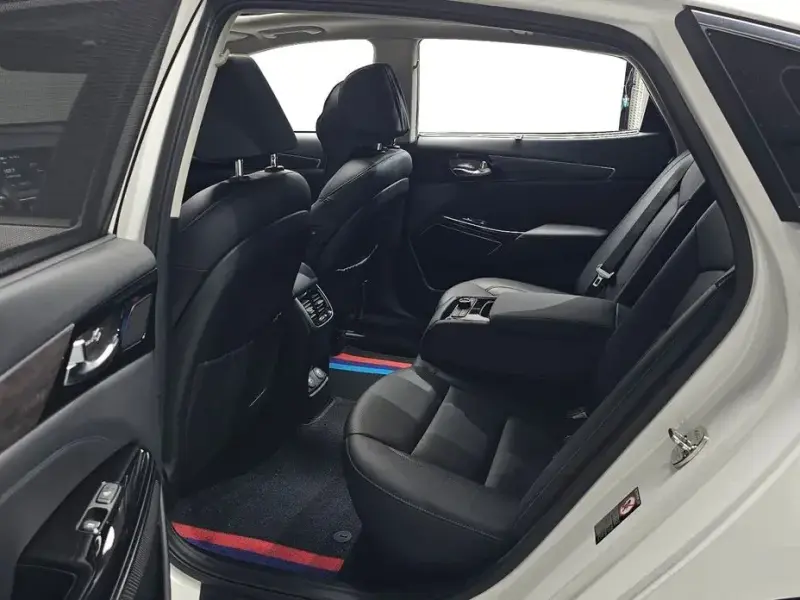2019 Kia K7 с пробегом 72 319 км