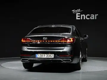2021 Kia K7 с пробегом 42 765 км