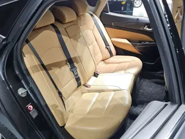 2021 Kia K7 с пробегом 42 765 км