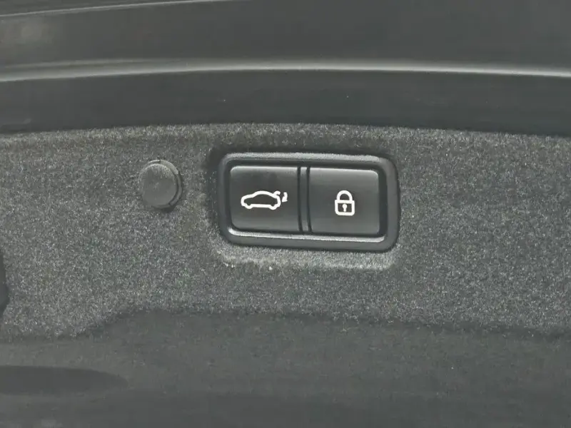 2019 Kia K7 с пробегом 84 531 км