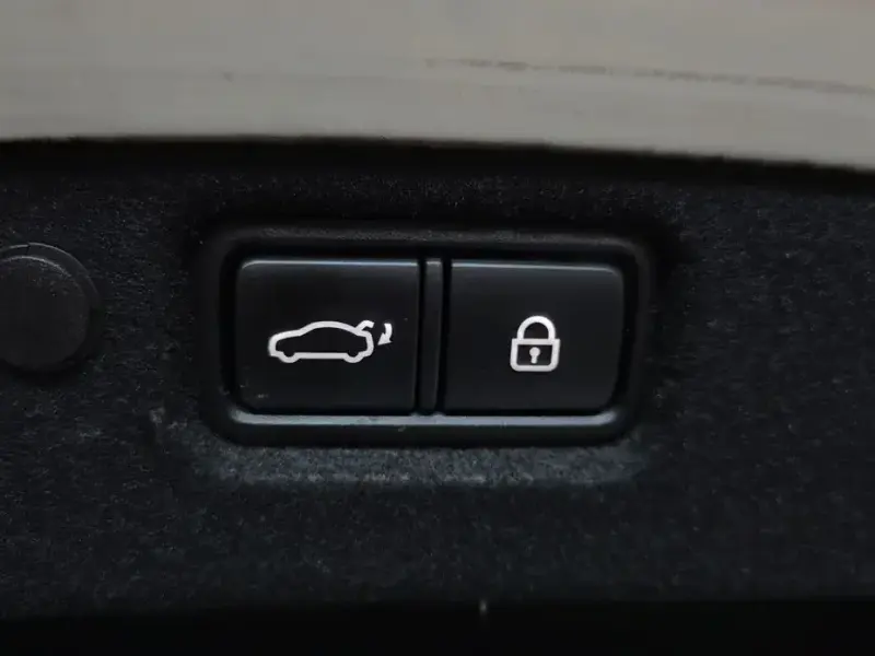 2020 Kia K7 с пробегом 86 332 км