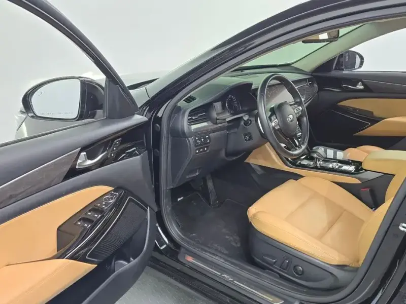 2021 Kia K7 с пробегом 76 185 км