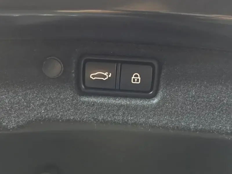 2021 Kia K7 с пробегом 76 185 км