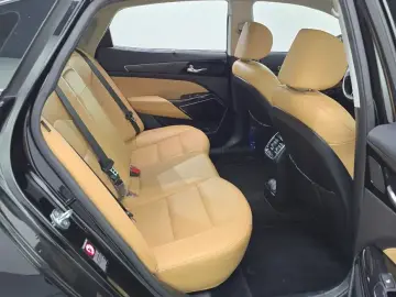 2021 Kia K7 с пробегом 76 185 км