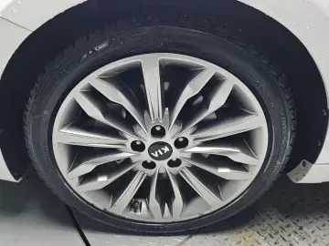 2020 Kia K7 с пробегом 39 732 км