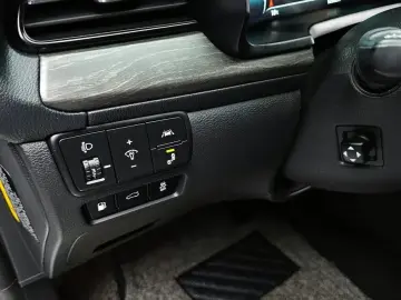 2020 Kia K7 с пробегом 52 592 км