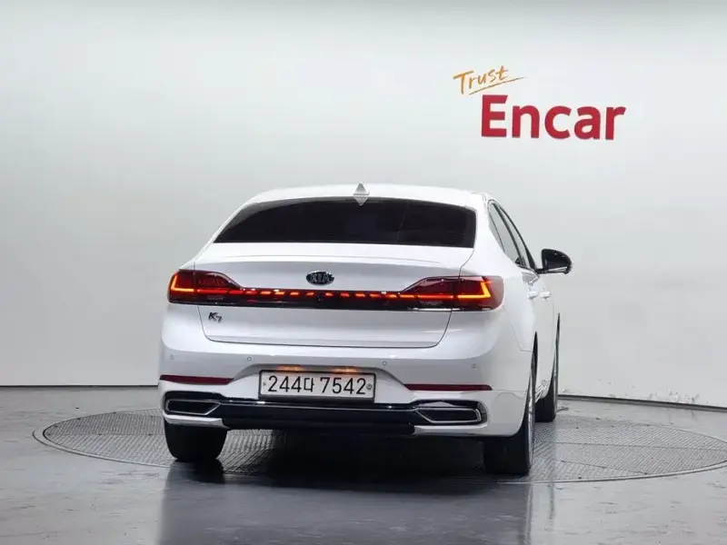 2020 Kia K7 с пробегом 96 773 км