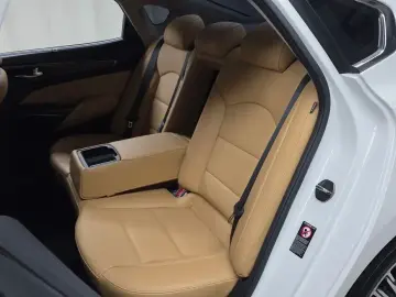 2020 Kia K7 с пробегом 84 215 км