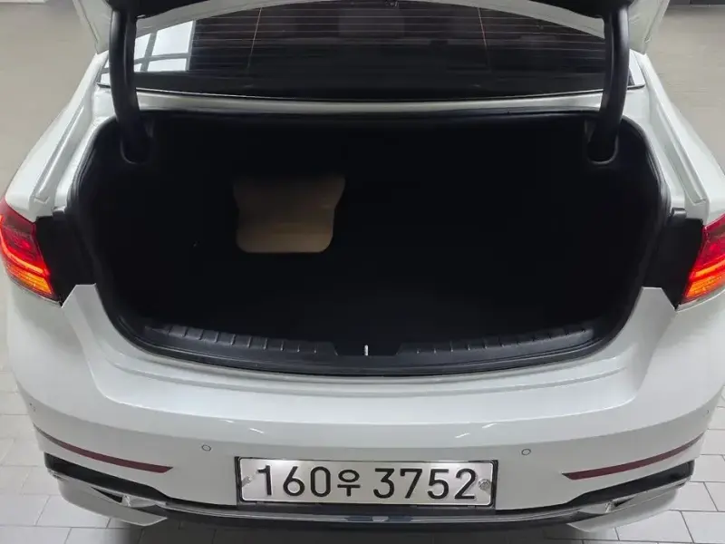 2020 Kia K7 с пробегом 84 215 км