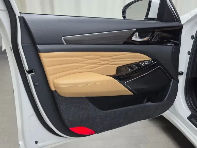2020 Kia K7 с пробегом 84 215 км