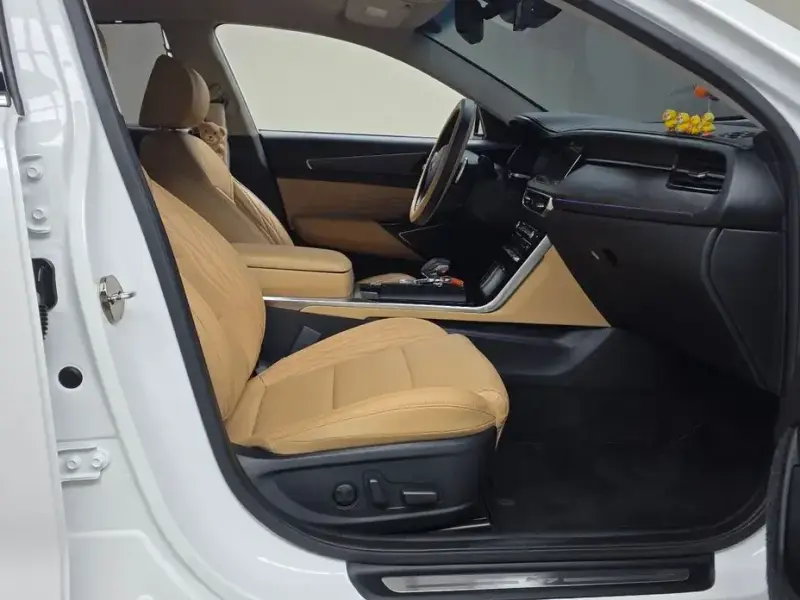 2020 Kia K7 с пробегом 84 215 км