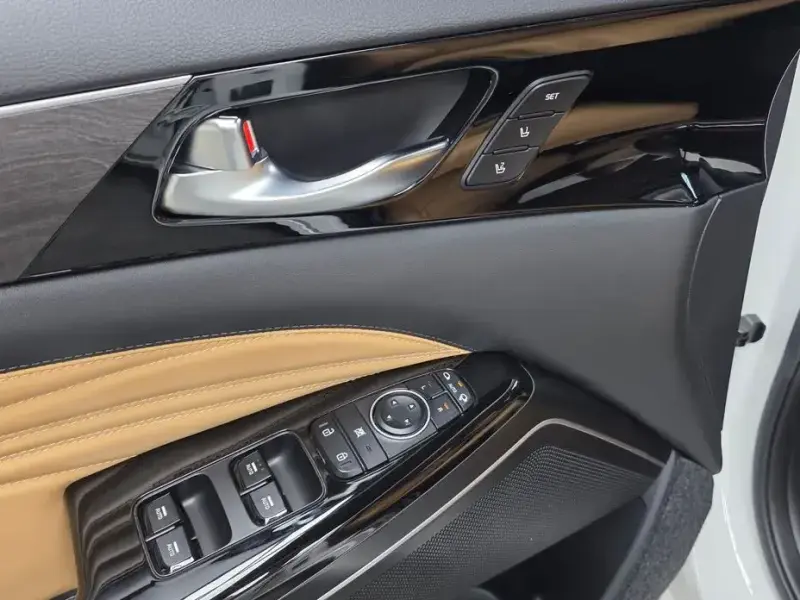 2020 Kia K7 с пробегом 84 215 км