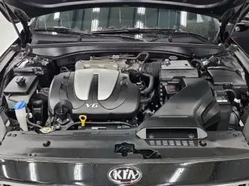 2019 Kia K7 с пробегом 99 000 км