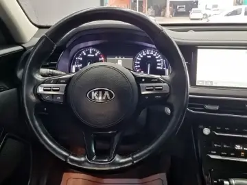 2019 Kia K7 с пробегом 99 000 км