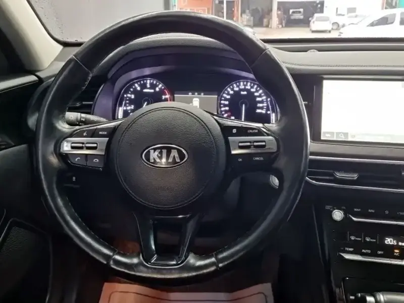 2019 Kia K7 с пробегом 99 000 км