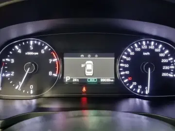 2019 Kia K7 с пробегом 99 000 км