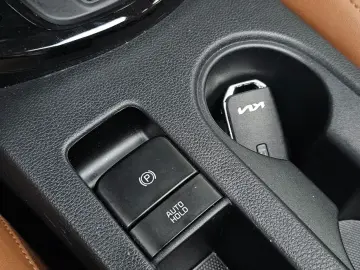 2024 Kia Seltos с пробегом 27 202 км