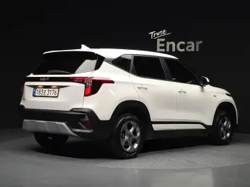 2023 Kia Seltos с пробегом 29 824 км