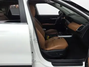 2023 Kia Seltos с пробегом 13 325 км