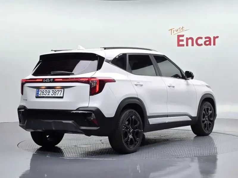 2024 Kia Seltos с пробегом 6 403 км