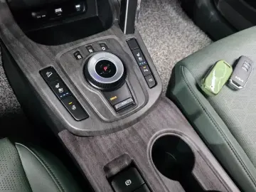 2024 Kia Seltos с пробегом 6 403 км