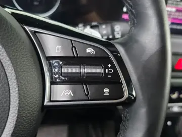 2024 Kia Seltos с пробегом 6 403 км