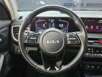 2023 Kia Seltos с пробегом 62 977 км