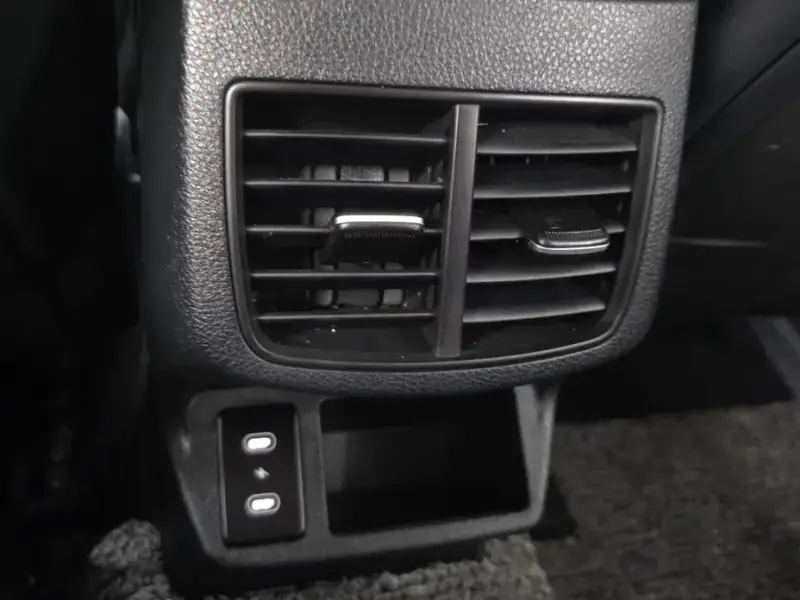 2023 Kia Seltos с пробегом 62 977 км