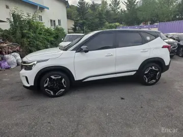 2023 Kia Seltos с пробегом 56 720 км