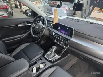 2023 Kia Seltos с пробегом 56 720 км