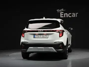2024 Kia Seltos с пробегом 29 284 км
