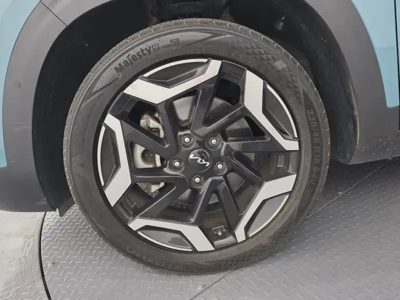 2024 Kia Seltos с пробегом 34 098 км