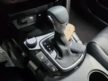 2024 Kia Seltos с пробегом 29 284 км