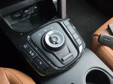 2024 Kia Seltos с пробегом 34 098 км