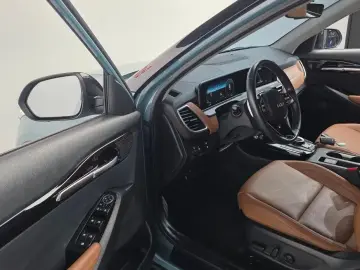 2024 Kia Seltos с пробегом 34 098 км