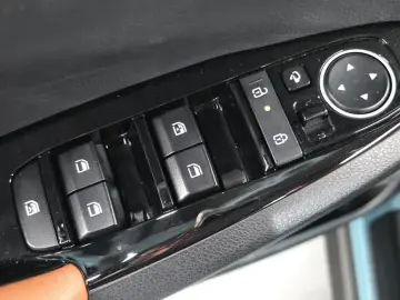 2024 Kia Seltos с пробегом 34 098 км