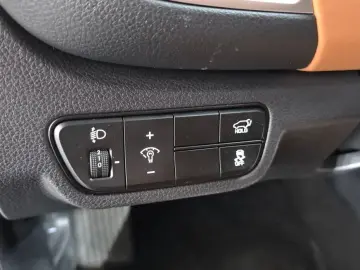 2024 Kia Seltos с пробегом 34 098 км