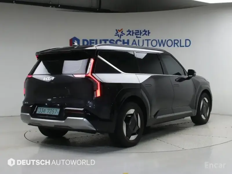2023 Kia EV9 с пробегом 92 644 км